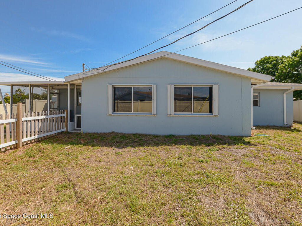 858 Bianca Drive, Palm Bay, FL 32905