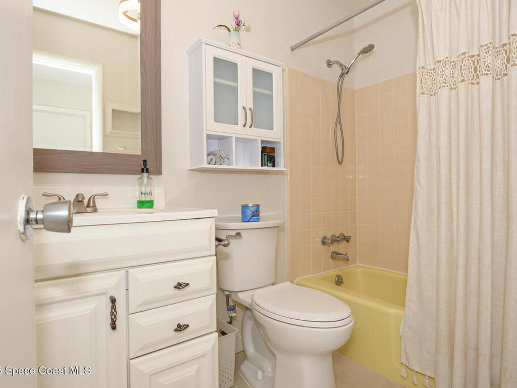 858 Bianca Drive, Palm Bay, FL 32905