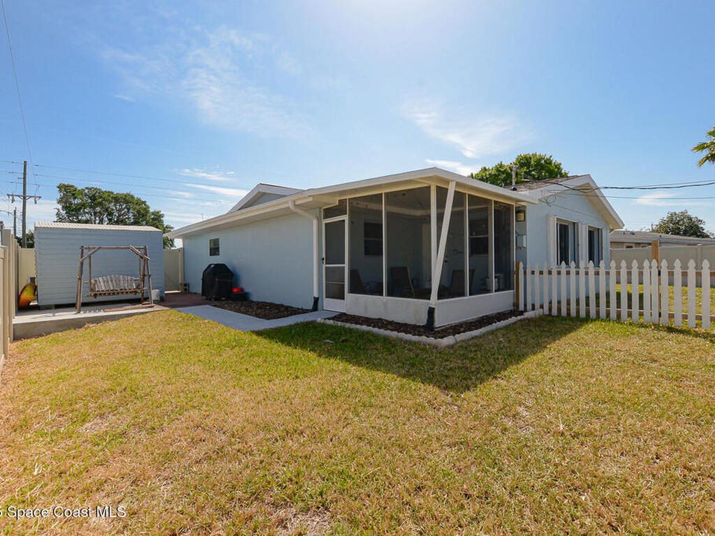 858 Bianca Drive, Palm Bay, FL 32905