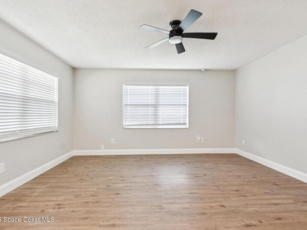 1811 Queen Palm Drive, Edgewater, FL 32132