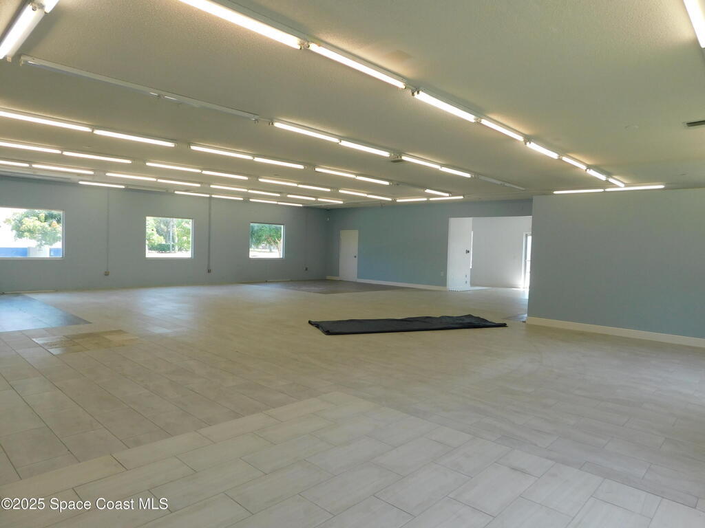 5060 Industry Drive, Melbourne, FL 32940