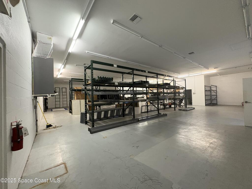 5060 Industry Drive, Melbourne, FL 32940