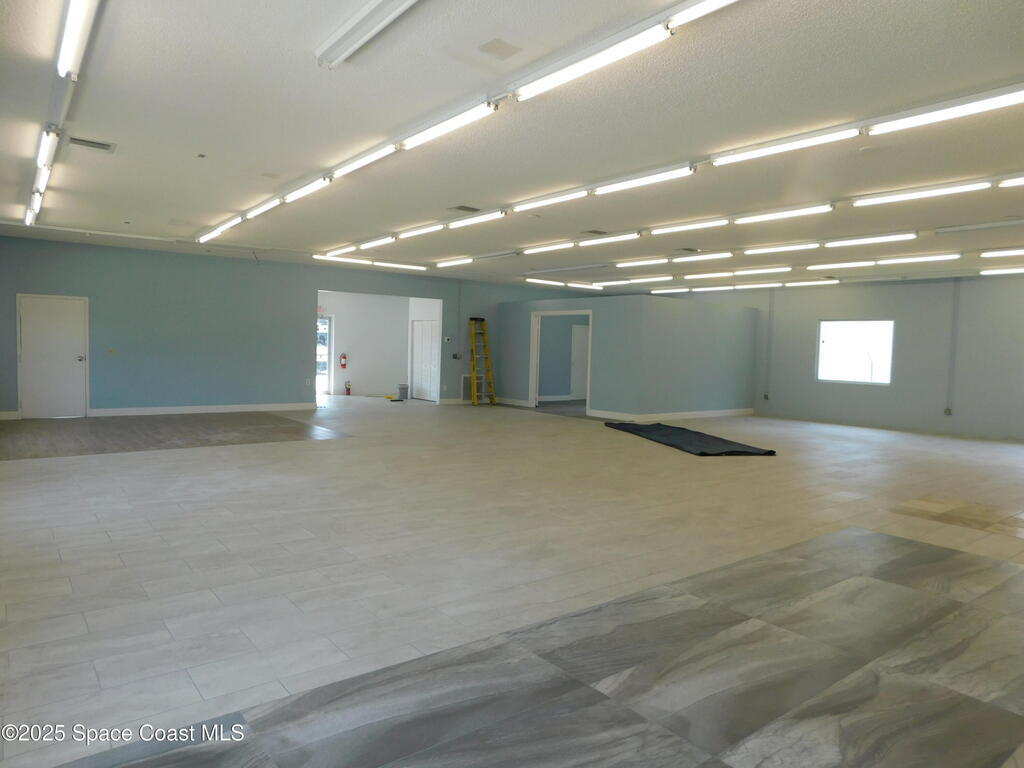 5060 Industry Drive, Melbourne, FL 32940