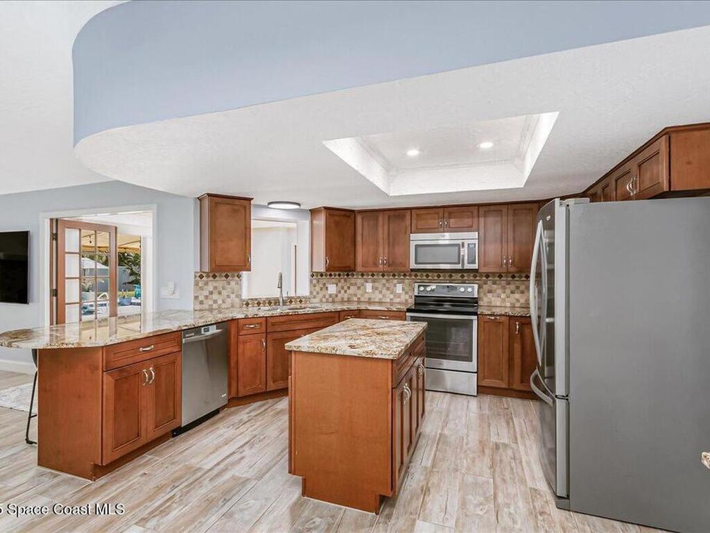 450 Monaco Drive, Indialantic, FL 32903