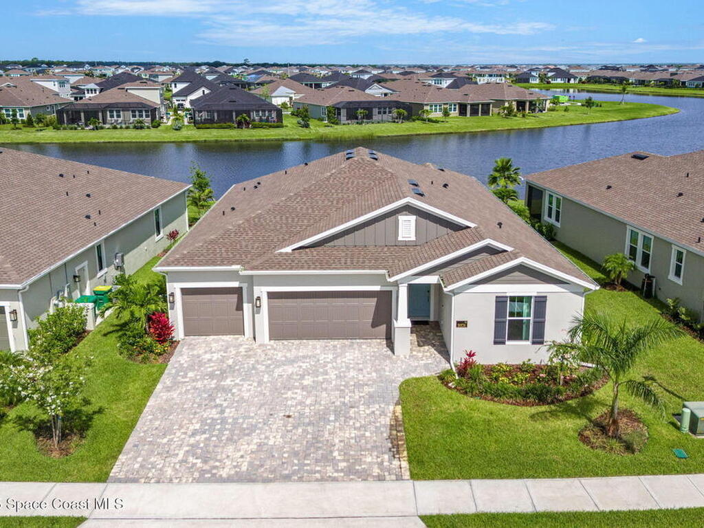 9374 Corvo Court, Melbourne, FL 32940