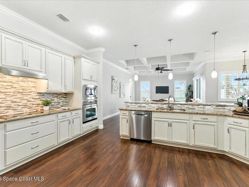3260 Levanto Drive, Melbourne, FL 32940