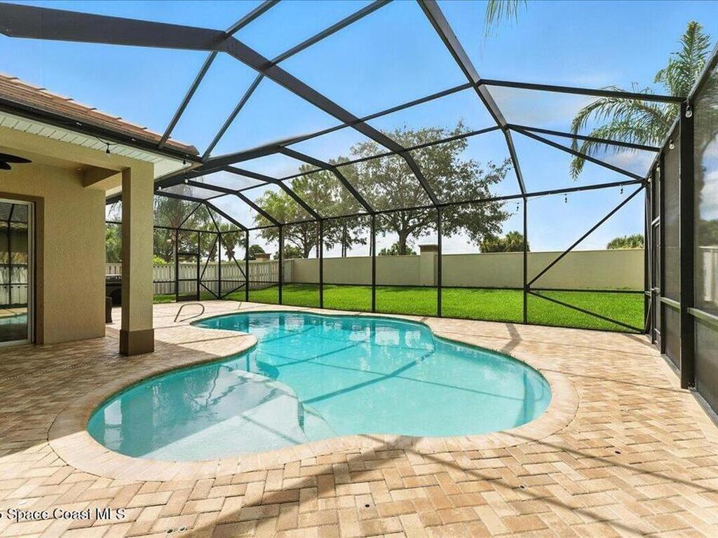 3260 Levanto Drive, Melbourne, FL 32940