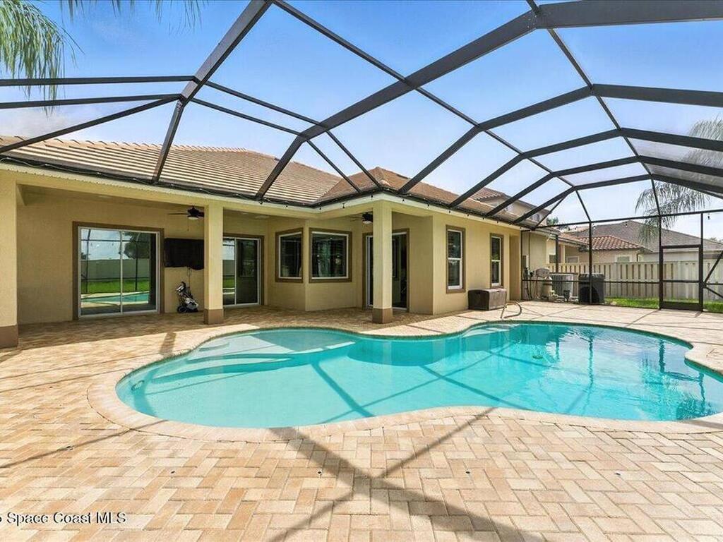 3260 Levanto Drive, Melbourne, FL 32940