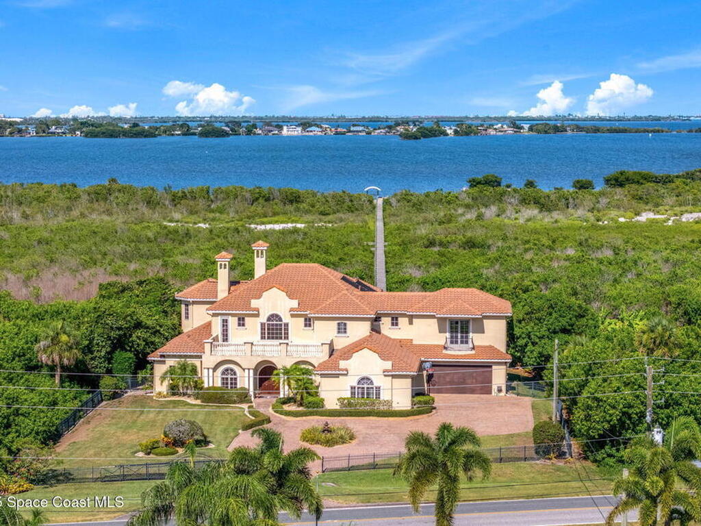 3120 S Courtenay Parkway, Merritt Island, FL 32952