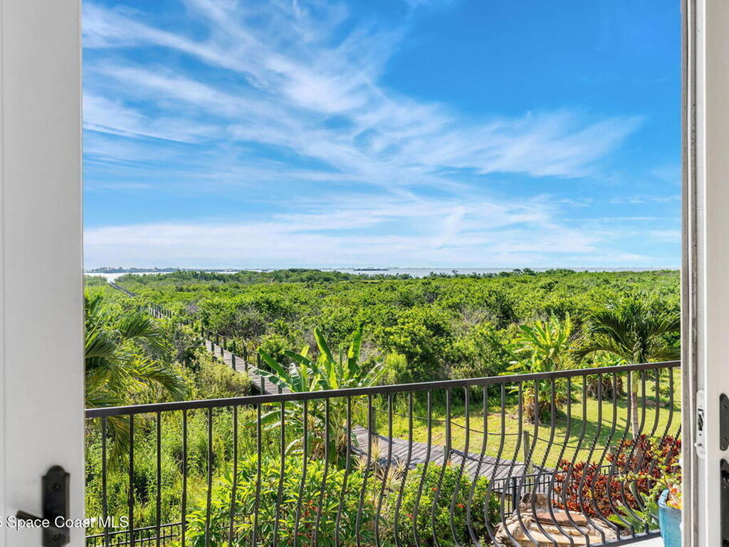 3120 S Courtenay Parkway, Merritt Island, FL 32952