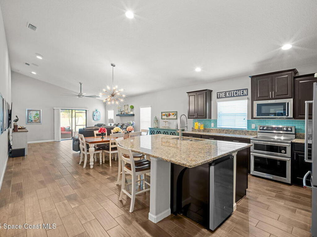 1586 Fuji Drive, Melbourne, FL 32940