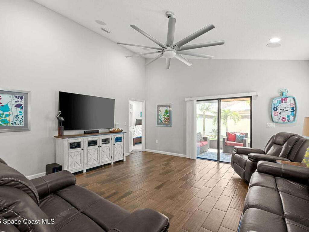 1586 Fuji Drive, Melbourne, FL 32940
