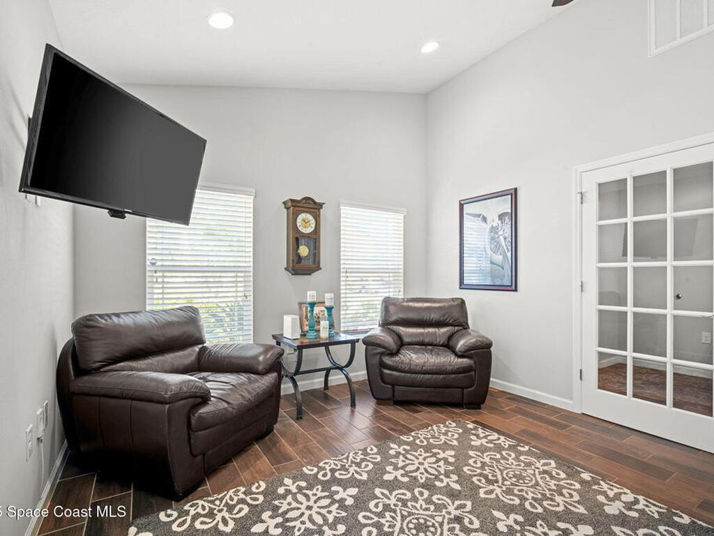 1586 Fuji Drive, Melbourne, FL 32940