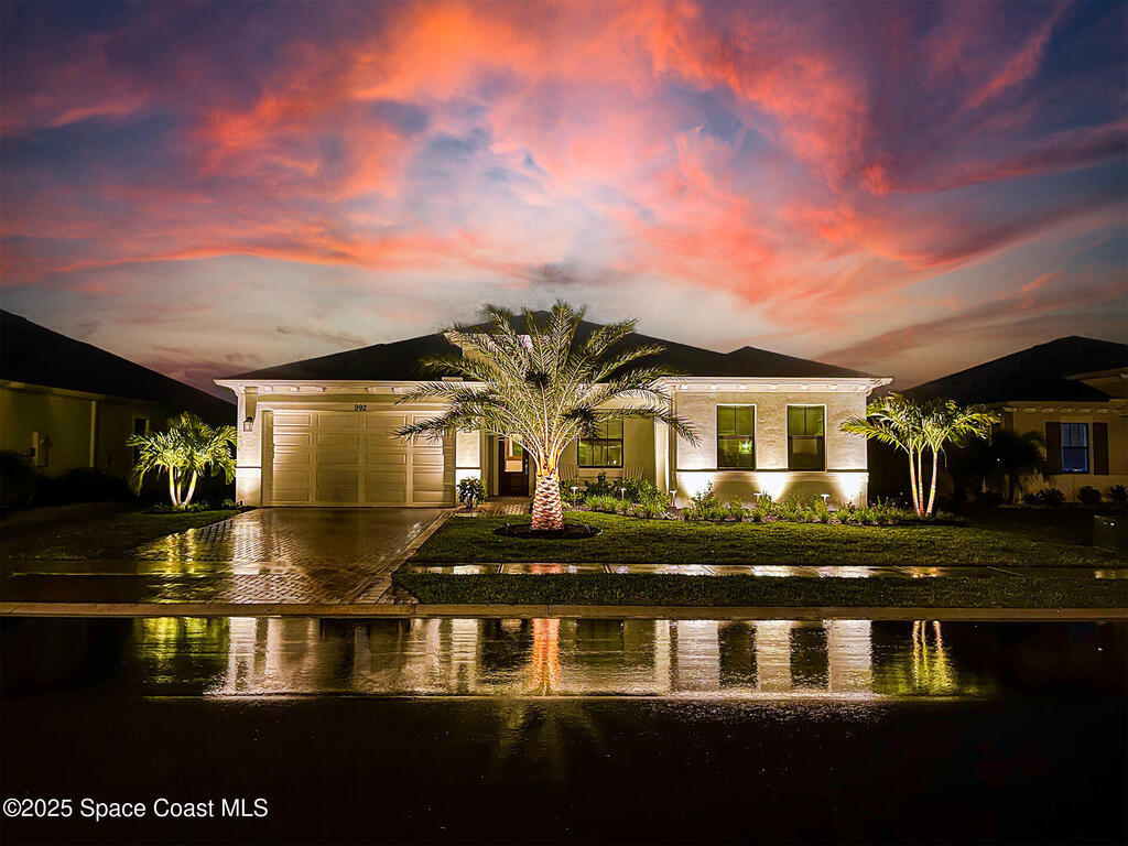 992 Great Belt Circle, Melbourne, FL 32940