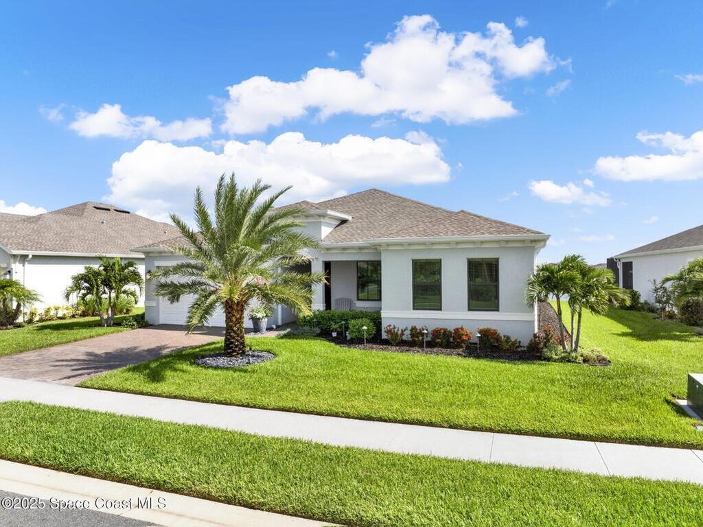 992 Great Belt Circle, Melbourne, FL 32940