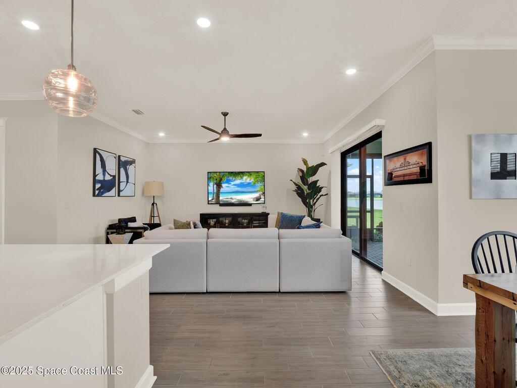 992 Great Belt Circle, Melbourne, FL 32940