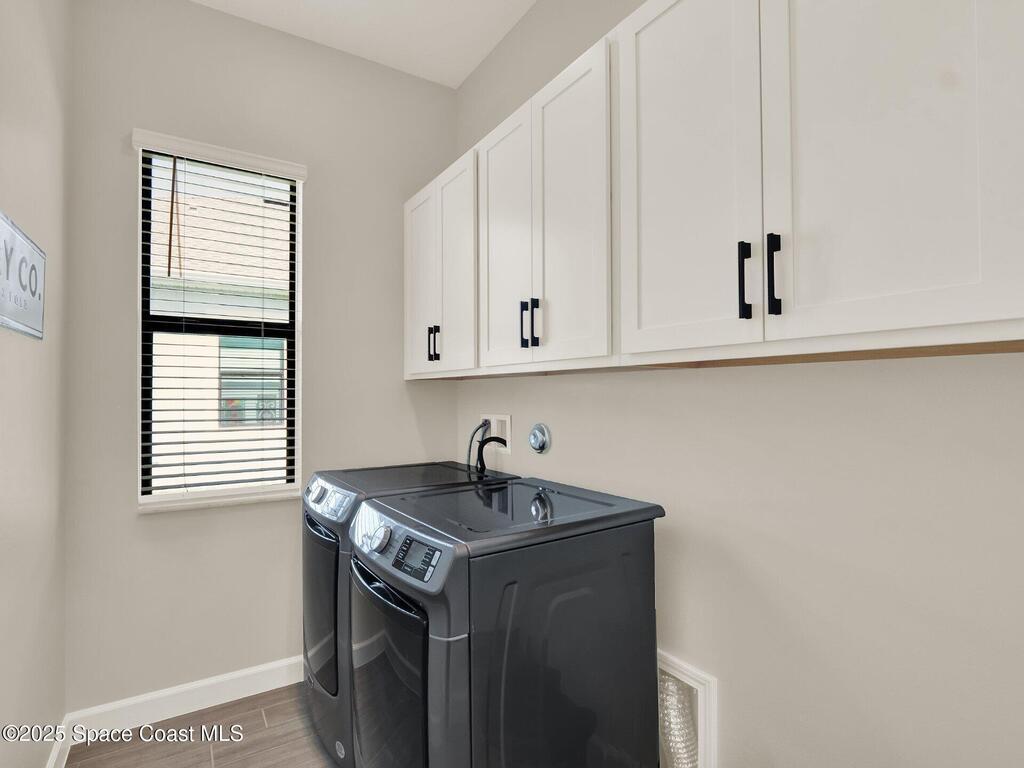 992 Great Belt Circle, Melbourne, FL 32940