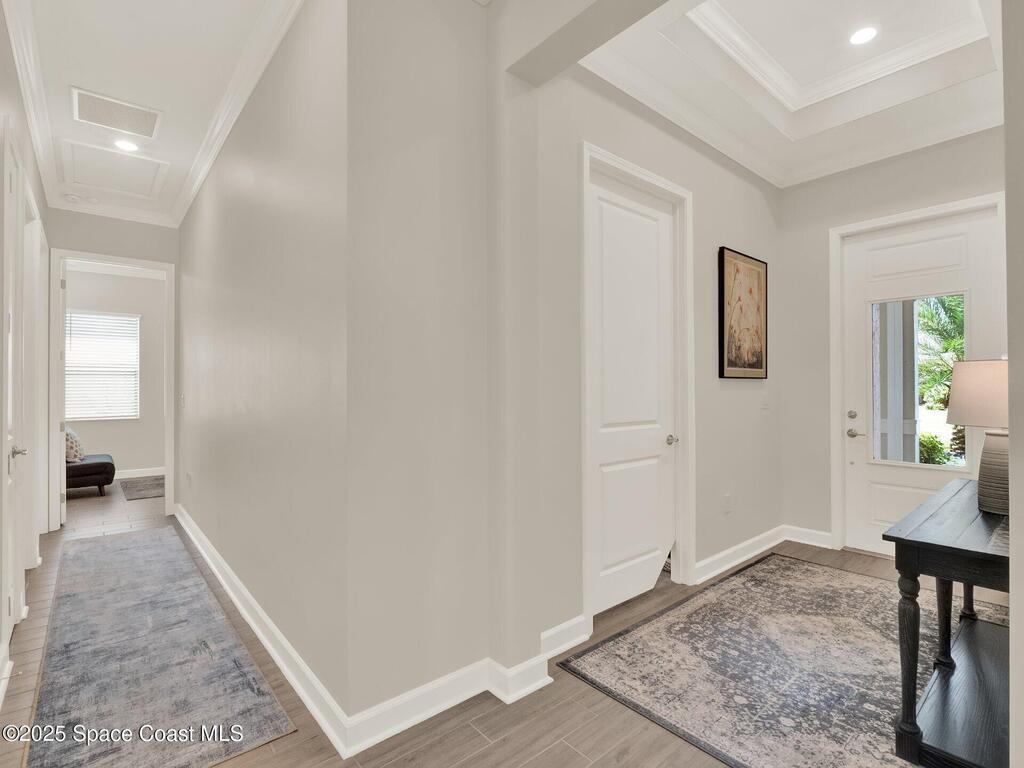 992 Great Belt Circle, Melbourne, FL 32940