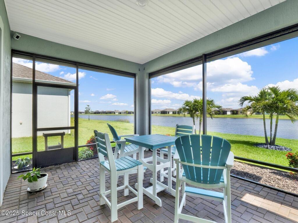 992 Great Belt Circle, Melbourne, FL 32940