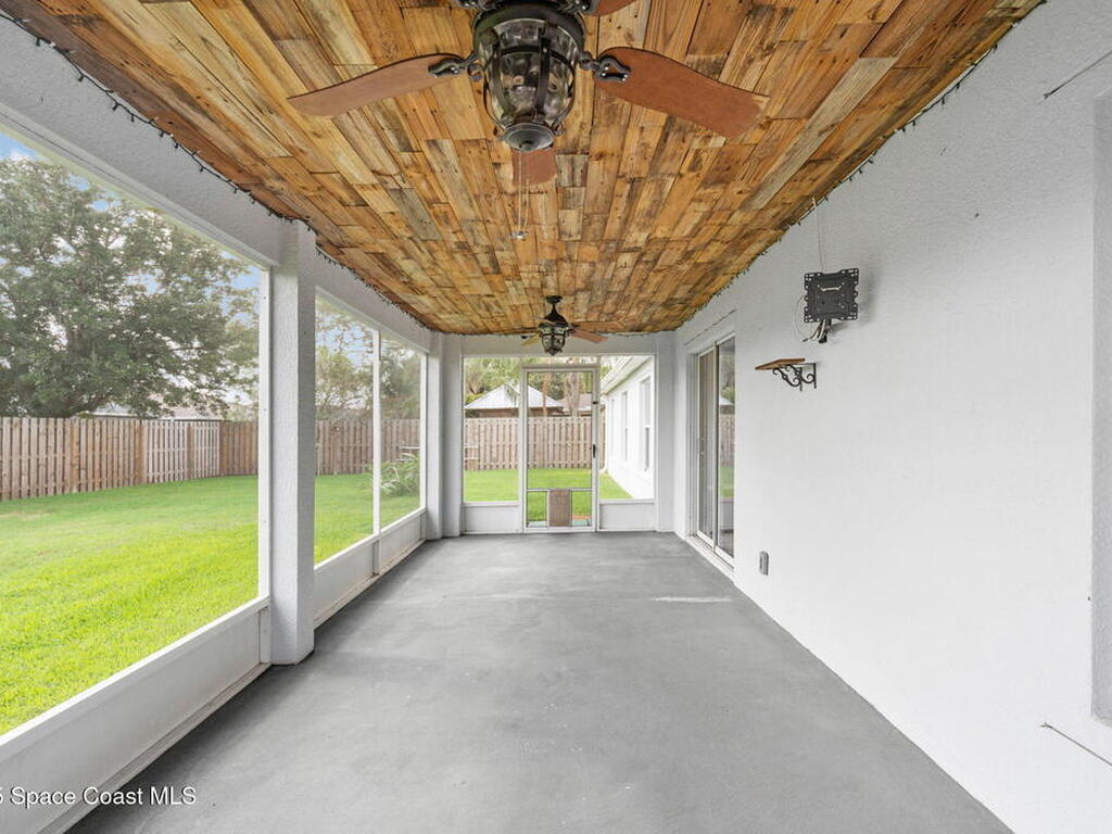 1493 Laramie Circle, Melbourne, FL 32940
