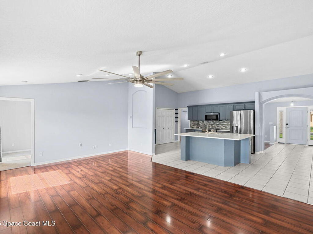 1493 Laramie Circle, Melbourne, FL 32940
