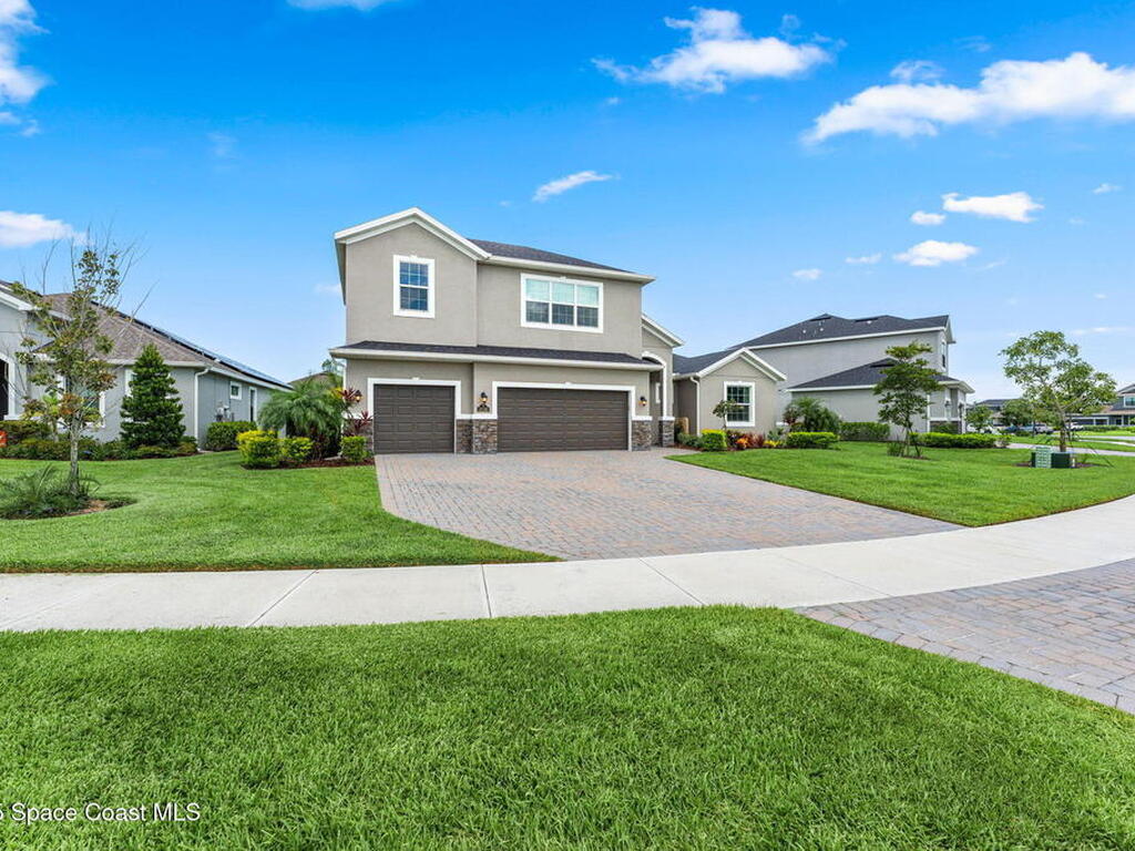 8216 Millbrook Avenue, Melbourne, FL 32940