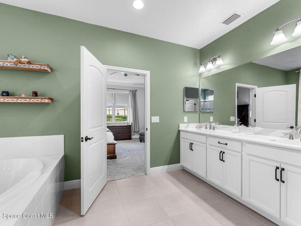 8216 Millbrook Avenue, Melbourne, FL 32940