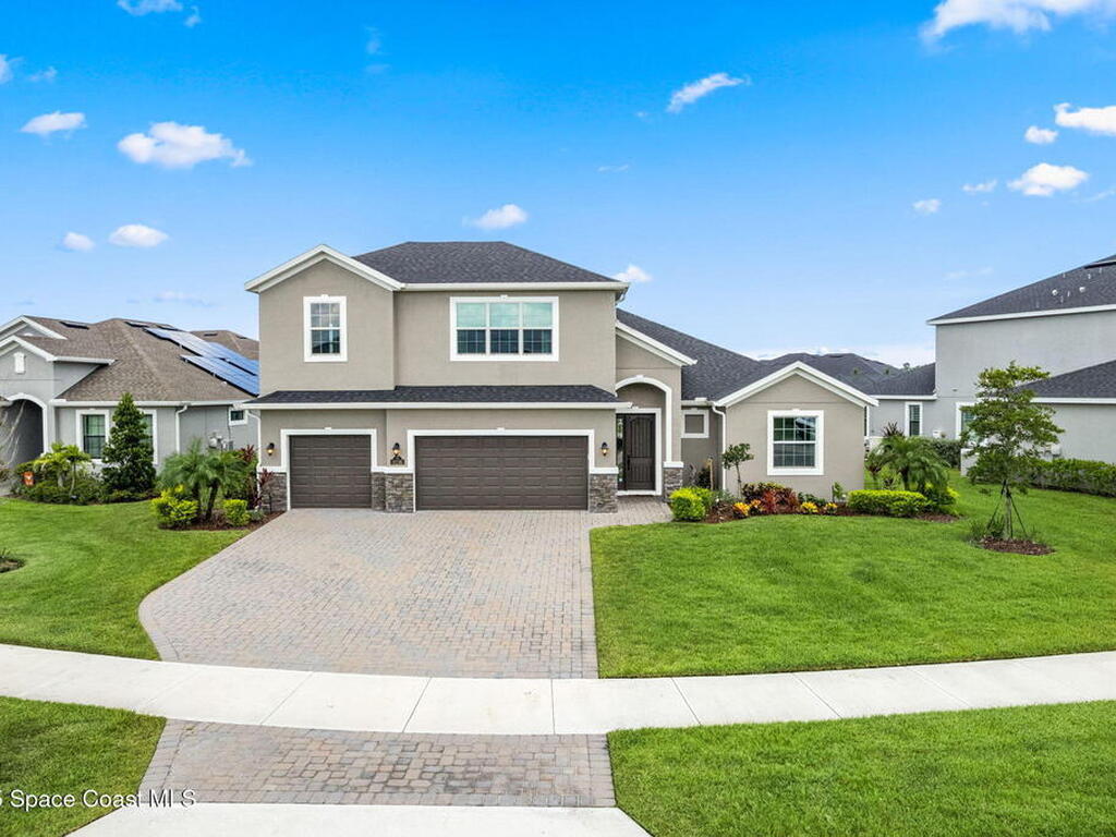 8216 Millbrook Avenue, Melbourne, FL 32940