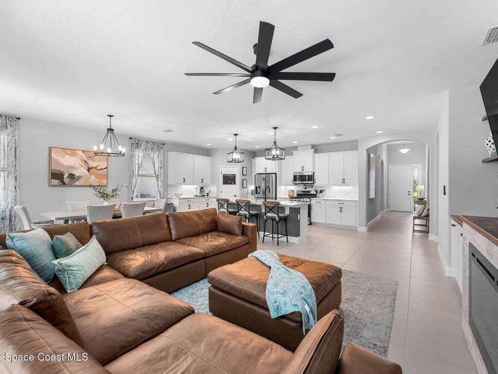 8216 Millbrook Avenue, Melbourne, FL 32940