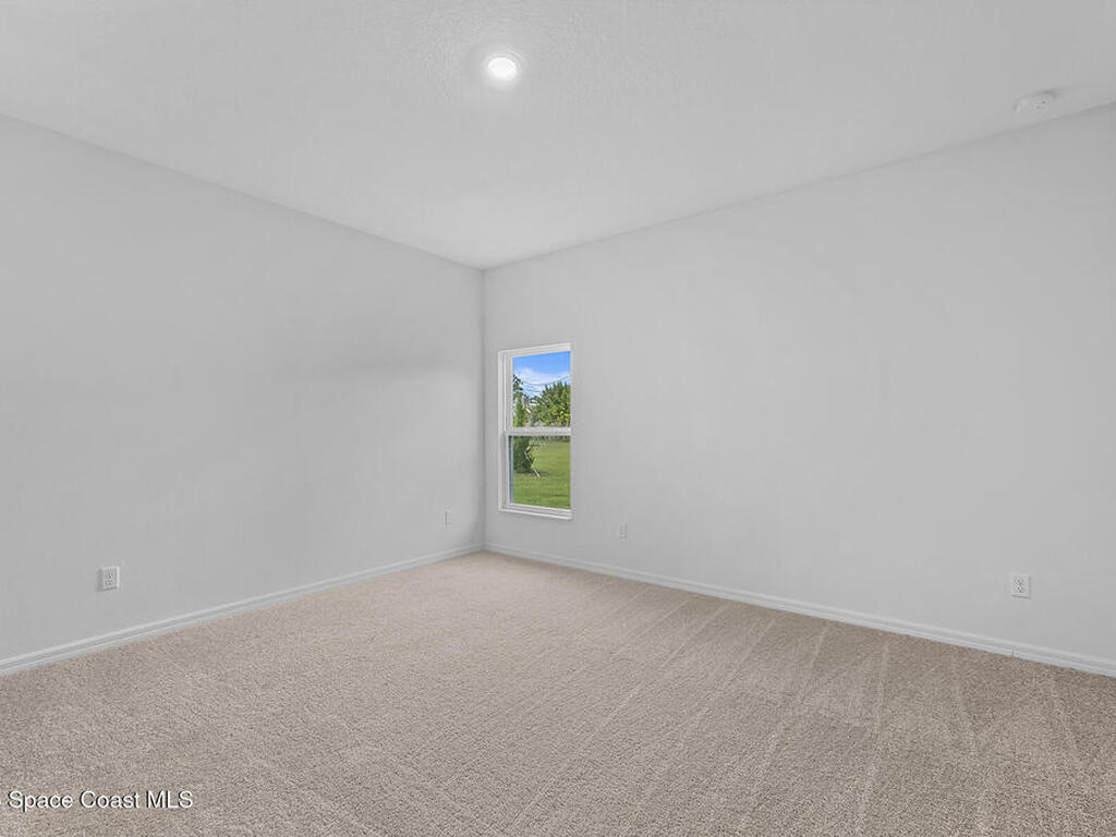 590 Entrada Street, Palm Bay, FL 32909