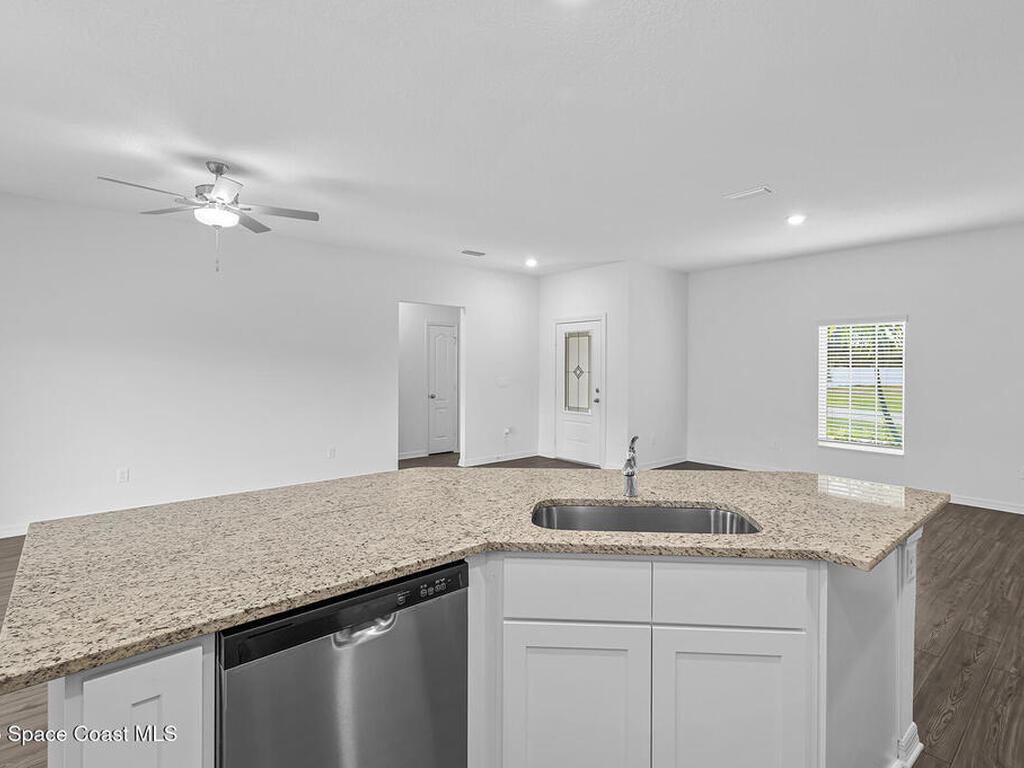 590 Entrada Street, Palm Bay, FL 32909