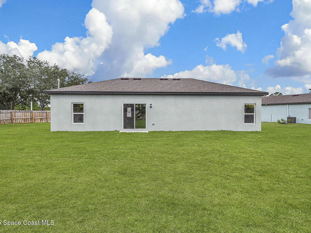 1389 Giralda Circle, Palm Bay, FL 32907