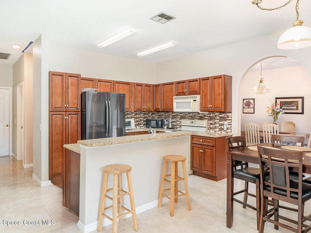 462 Peppermill Circle, Kissimmee, FL 34758