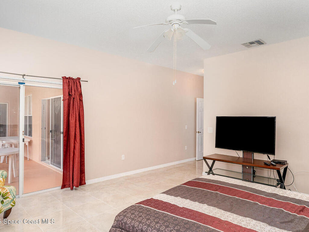 462 Peppermill Circle, Kissimmee, FL 34758