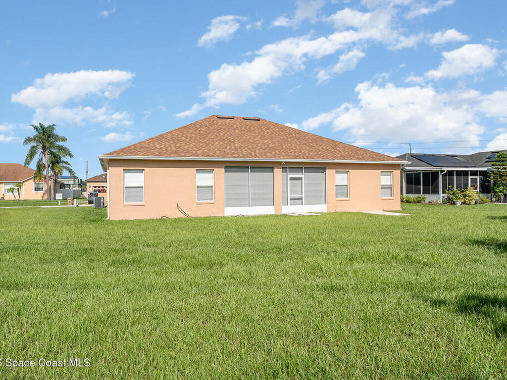 462 Peppermill Circle, Kissimmee, FL 34758