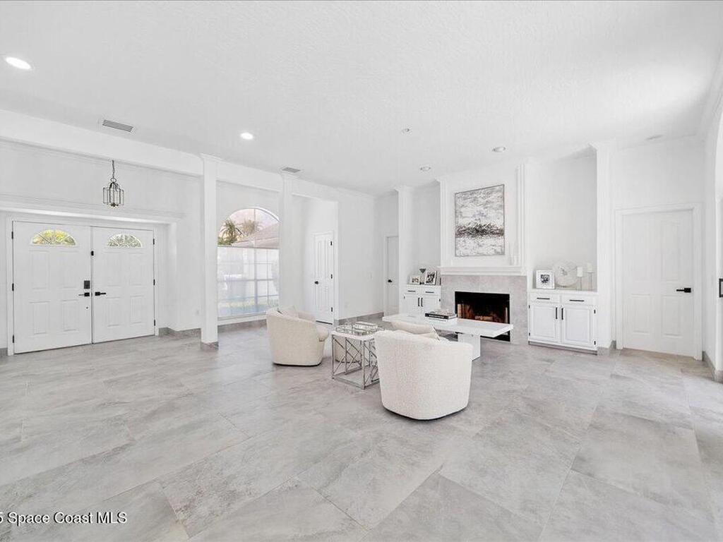 489 Lanternback Island Drive, Satellite Beach, FL 32937