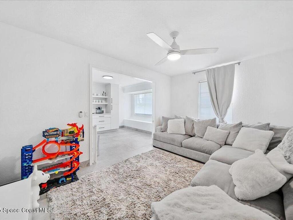 489 Lanternback Island Drive, Satellite Beach, FL 32937