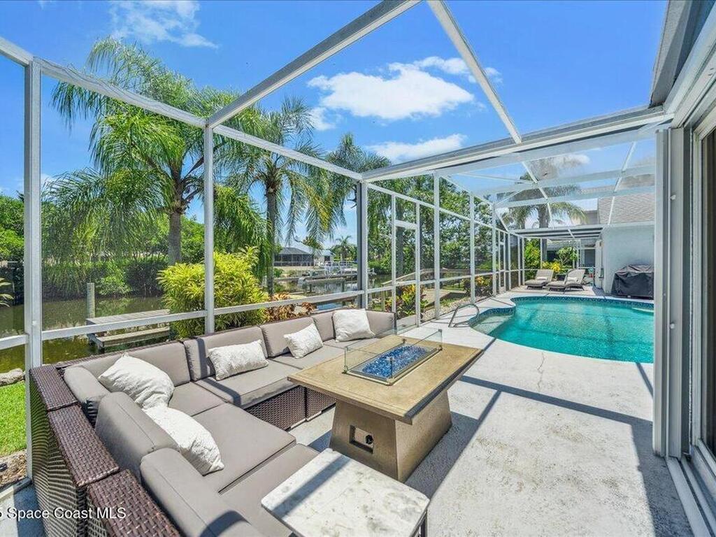 489 Lanternback Island Drive, Satellite Beach, FL 32937