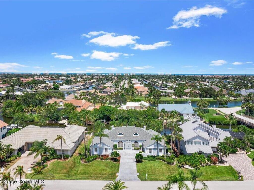 489 Lanternback Island Drive, Satellite Beach, FL 32937
