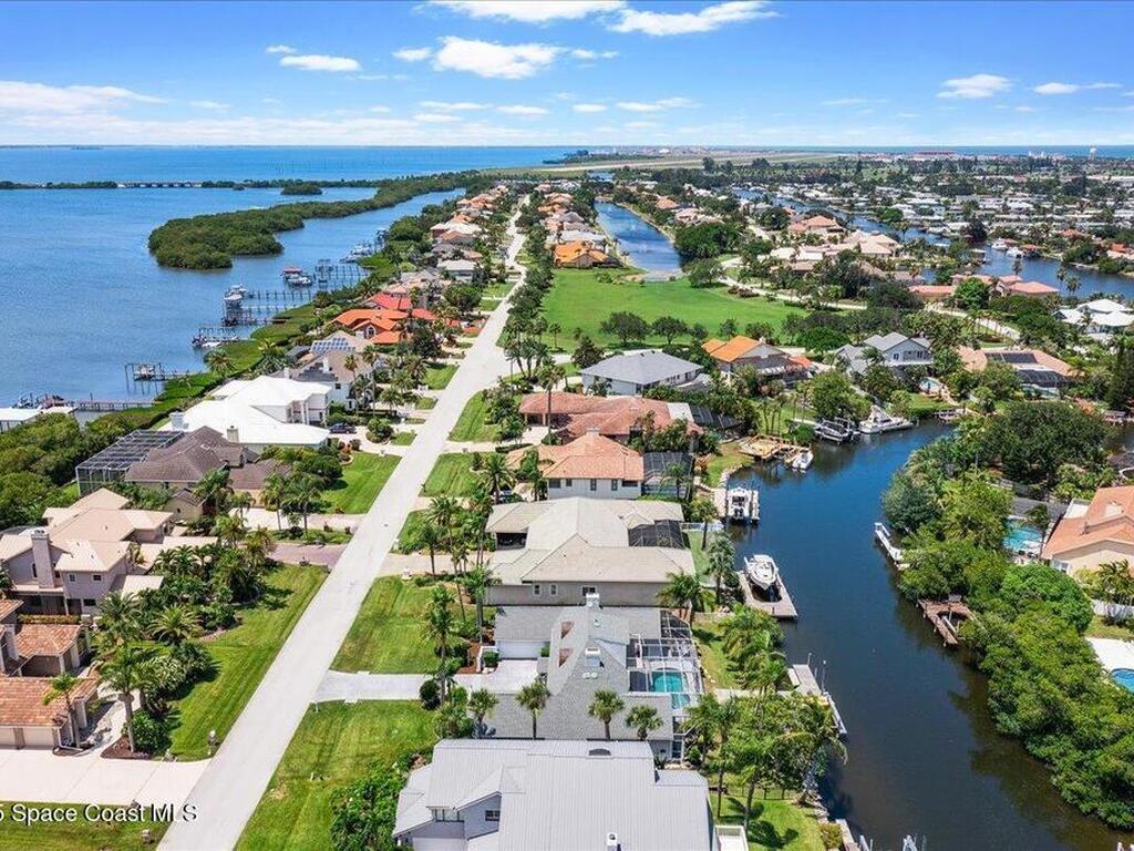 489 Lanternback Island Drive, Satellite Beach, FL 32937