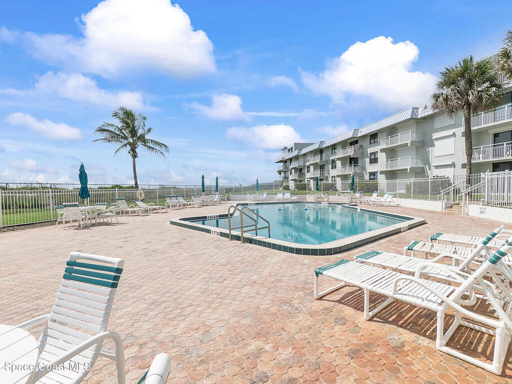 2101 S Atlantic Avenue, Cocoa Beach, FL 32931