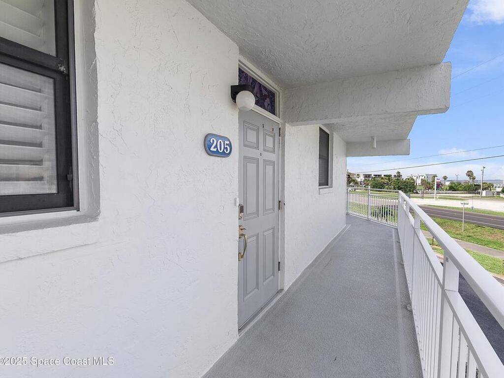 2101 S Atlantic Avenue, Cocoa Beach, FL 32931