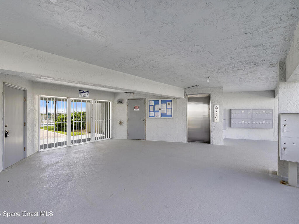 2101 S Atlantic Avenue, Cocoa Beach, FL 32931