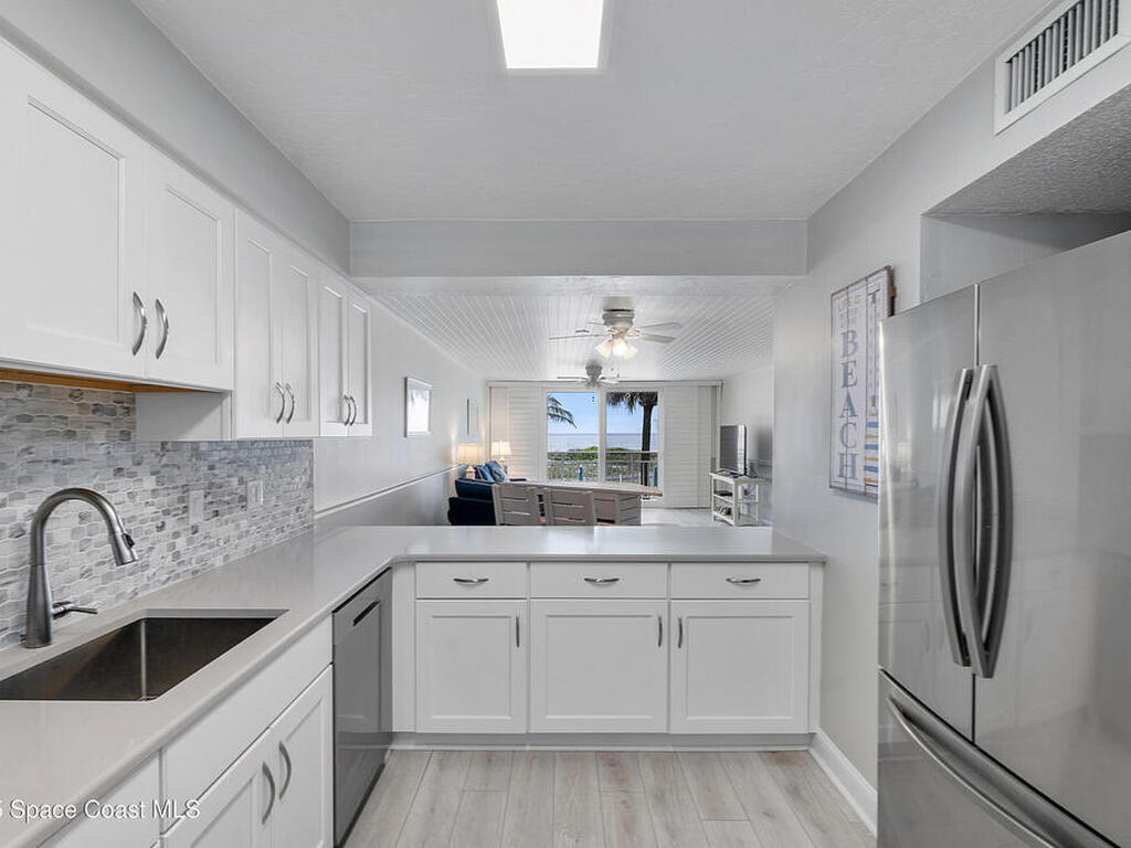 2101 S Atlantic Avenue, Cocoa Beach, FL 32931