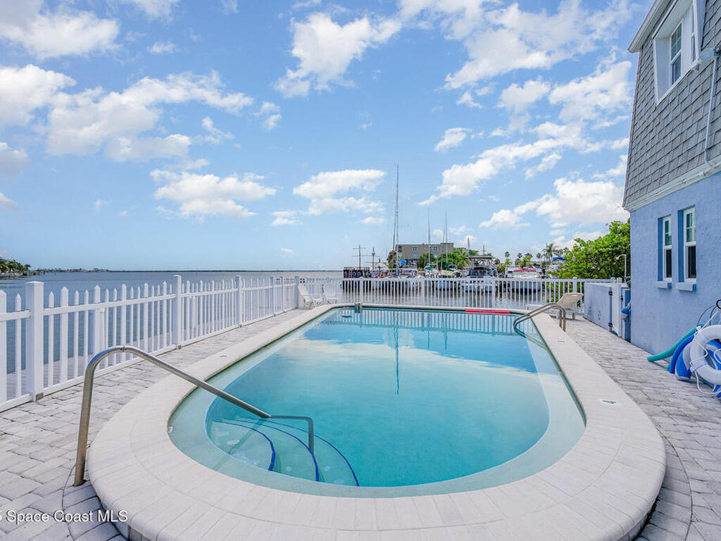 390 W Cocoa Beach Causeway, Cocoa Beach, FL 32931