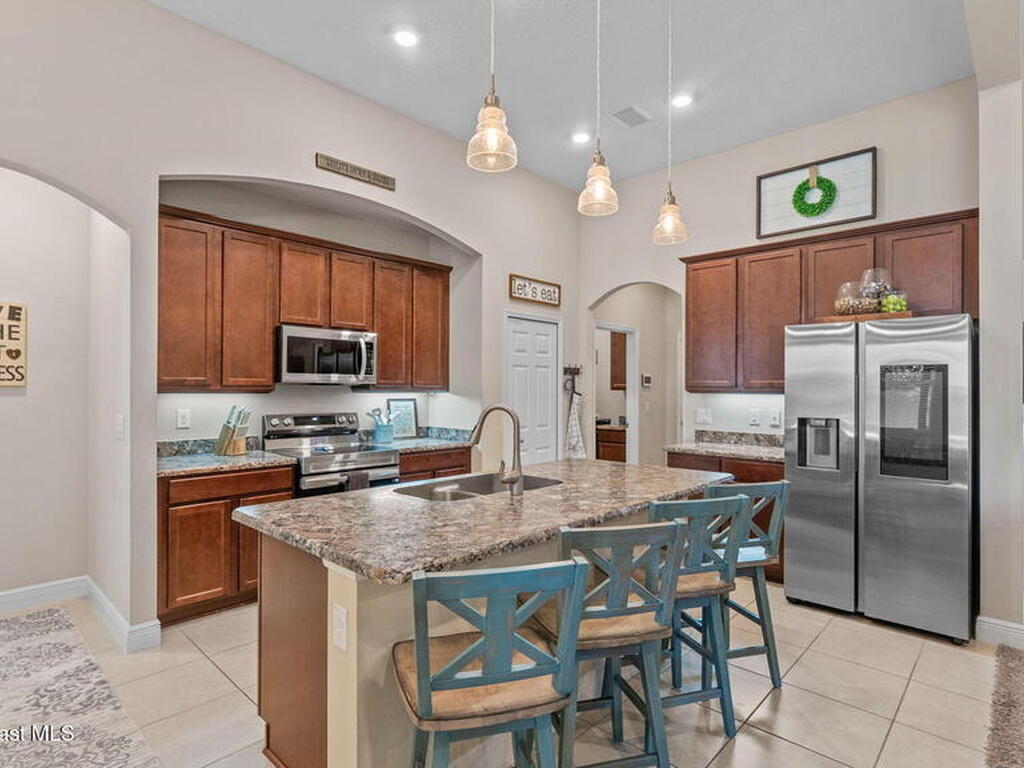 1106 Morgan Circle, Palm Bay, FL 32905