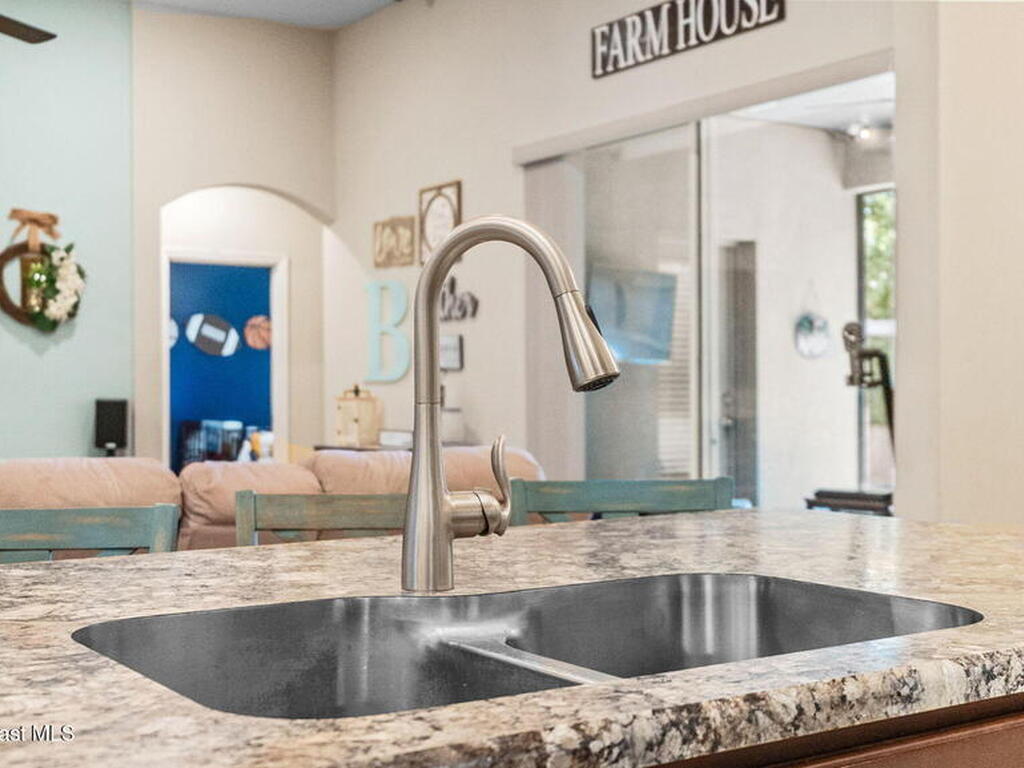 1106 Morgan Circle, Palm Bay, FL 32905