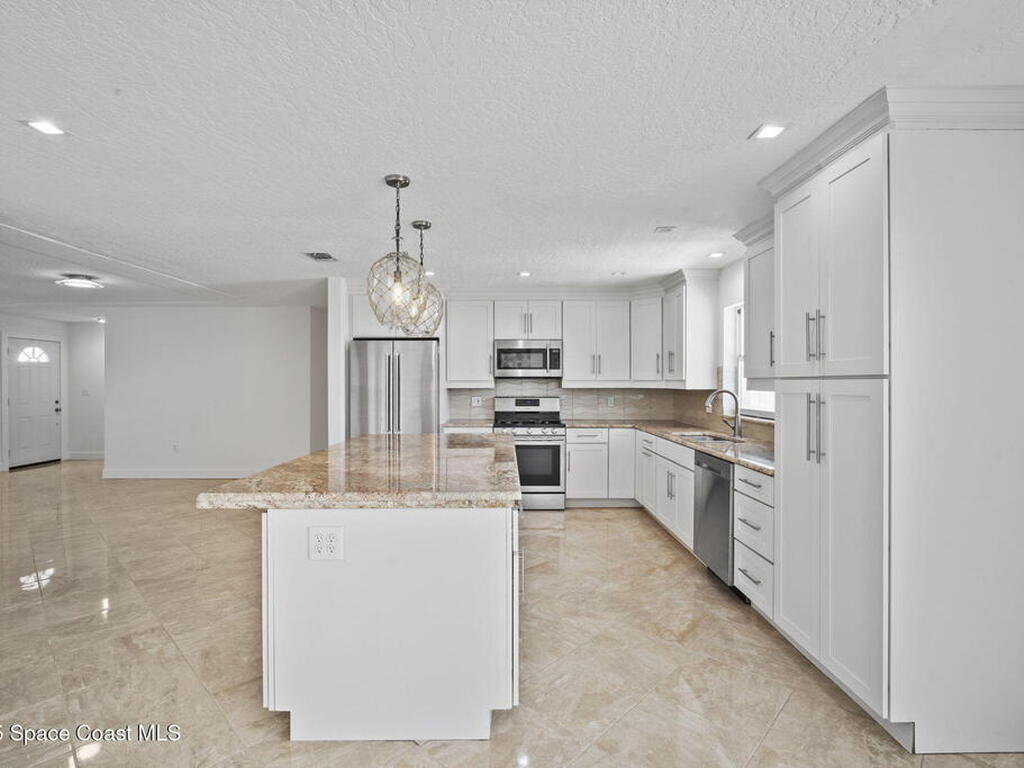 440 Albatross Street, Merritt Island, FL 32952