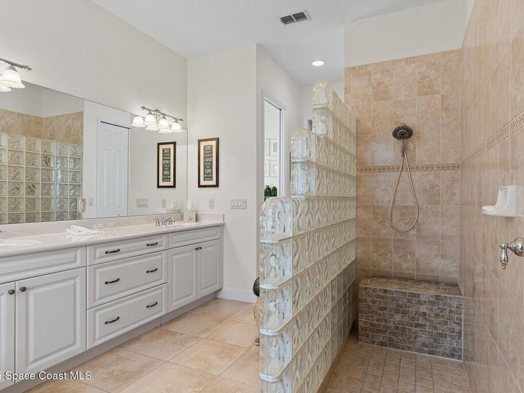 2020 Lynx Drive, Hutchinson Island, FL 34949