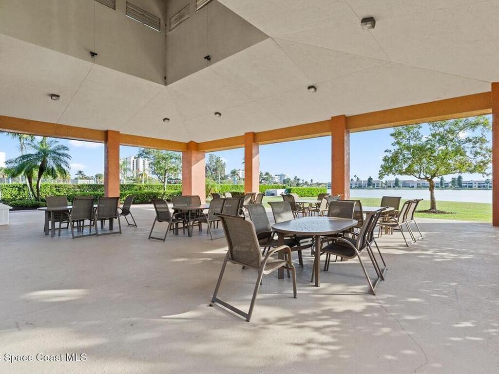 2020 Lynx Drive, Hutchinson Island, FL 34949